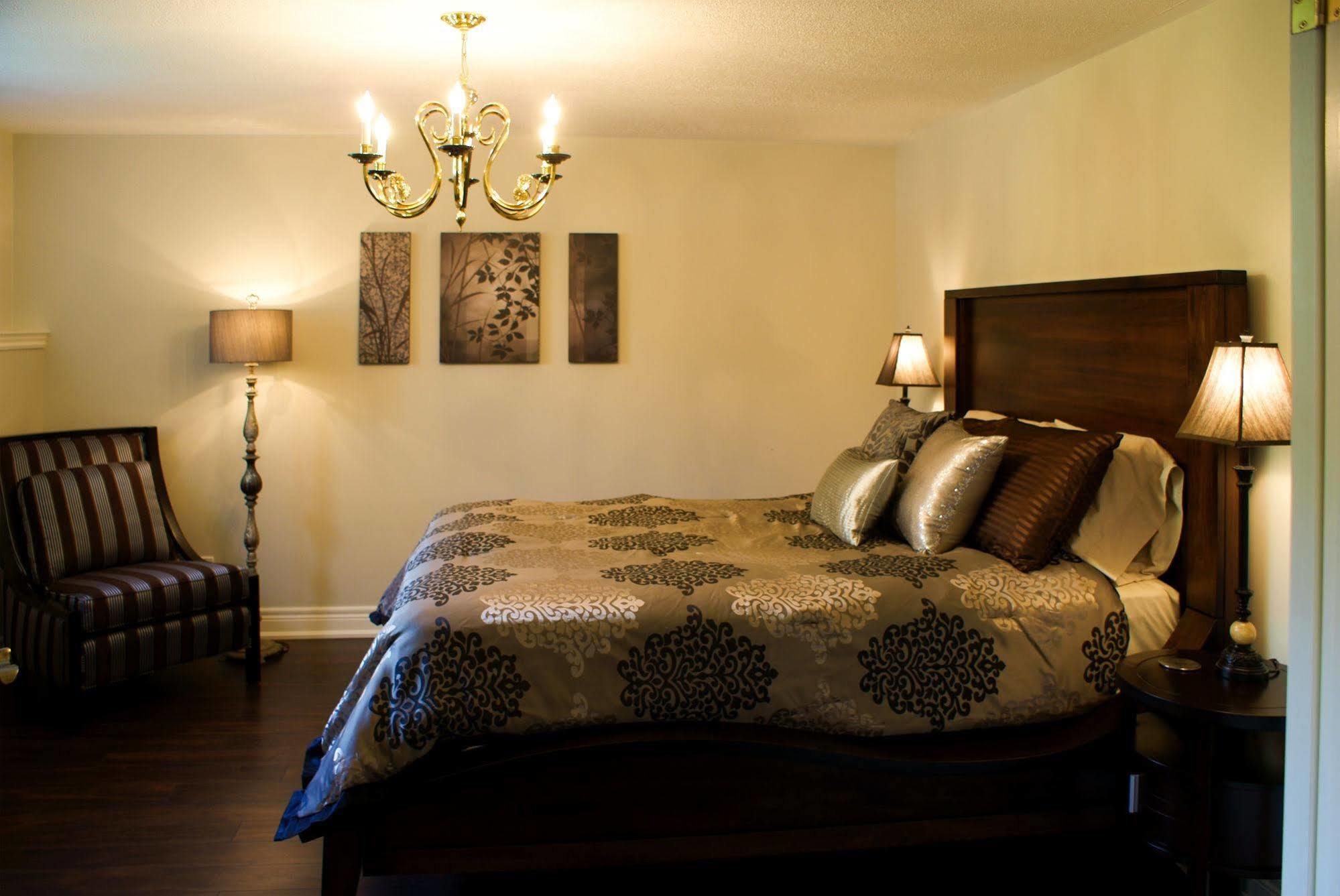 Bed and Breakfast Gatekeeper'S Retreat Ниагара-он-те-Лейк Экстерьер фото